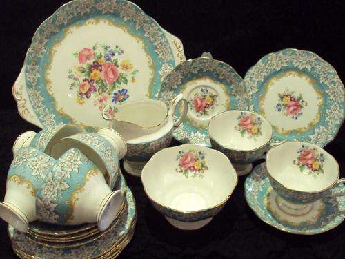 ROYAL ALBERT ENCHANTMENT TEA SET