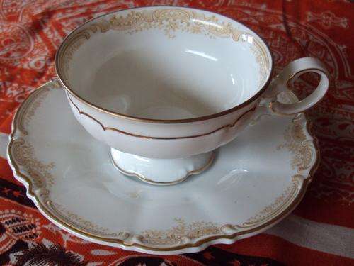 INCREDIBLE HUTSCHENREUTHER TEA TRIO