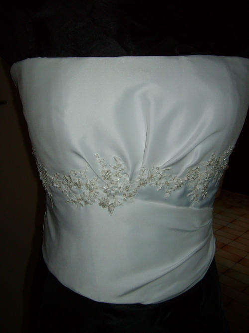 Beautiful strapless wedding corset!