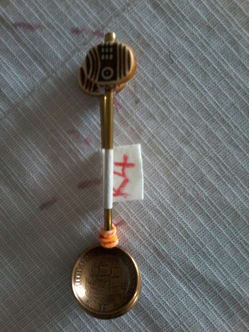 2 x  coin spoons