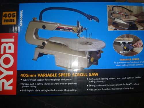 Ryobi Scroll Saw (405mm variable speed) with light - includes extra blades