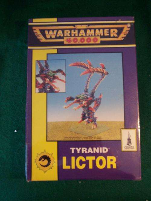 warhammer 40k - tyranid lictor (metal) new in box