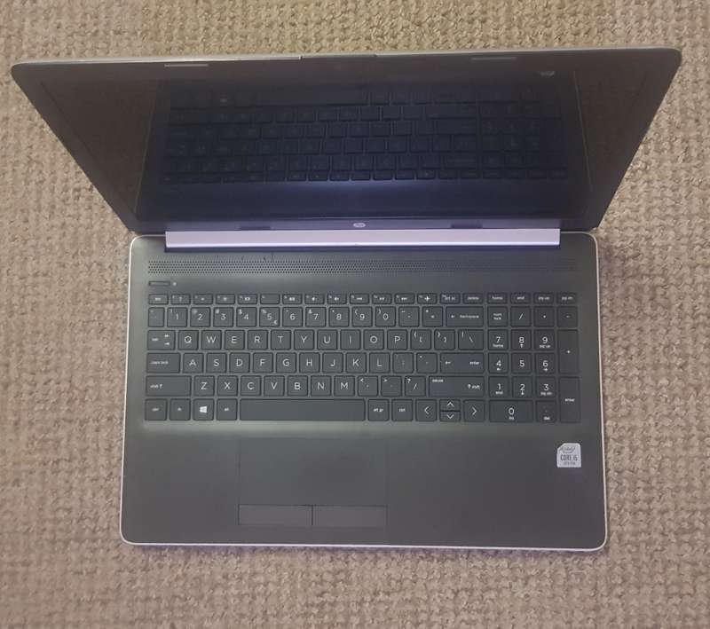 HP 15 G7 Computer Laptop Complete Covers. LCD Screen Has A Dot.