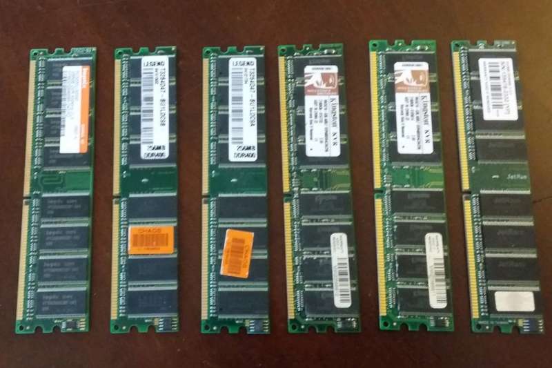 AMD 486dx4-100 Mainboard and Desktop PC RAM