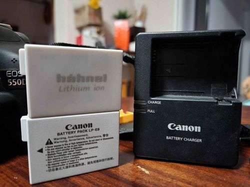 Canon 550D and 18-55mm IS Kit