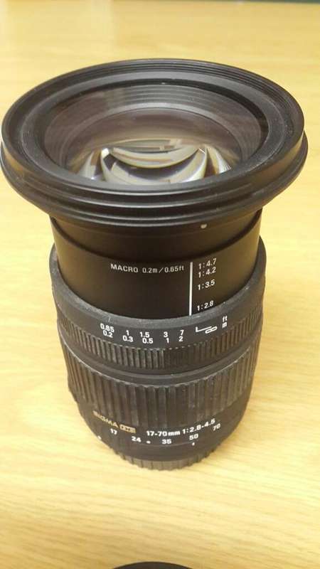 Sigma 17-70mm f/2.8-4.5 DC Macro Canon Mount