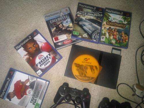 HUGE...BARGAIN...PLAYSTATION 2...SLIMLINE PLUS 6 GAMES...PLUG&PLAY...