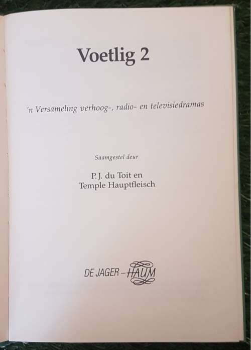 Voetlig 2 - Eerste Uitgawe Eerste Druk - P_.J. du Toit and Temple Hauptfleisch