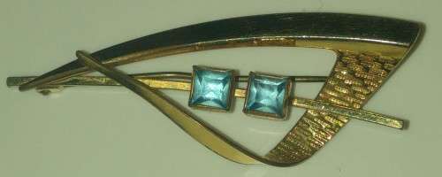 Vintage 14ct Rolled Gold K&L Stamped Brooch with Blue Glass Stones