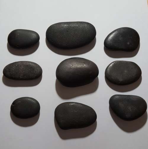 Hot Rocks Massage Stones in Velvety Drawstring Bag