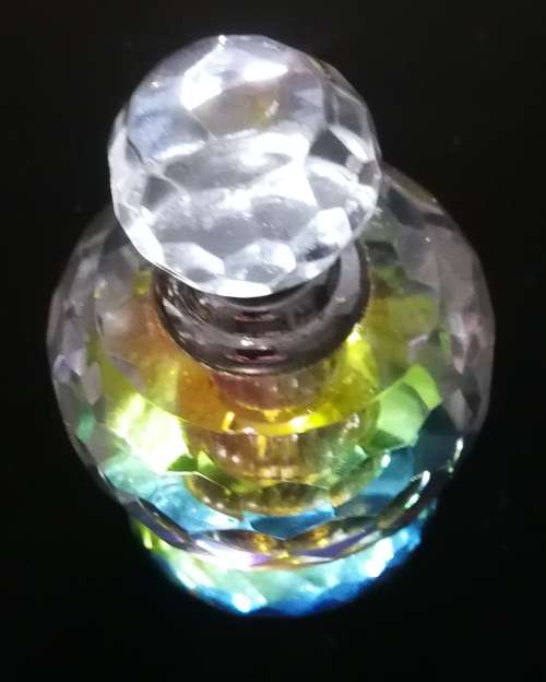 Beautiful Collectable Glass Perfume Bottle with Glass Stopper and Dabber