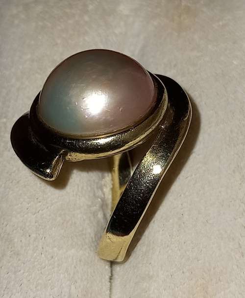 Vintage 9ct Yellow Gold Mabe Pearl Ring