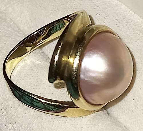 Vintage 9ct Yellow Gold Mabe Pearl Ring