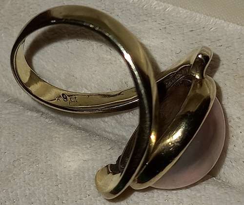 Vintage 9ct Yellow Gold Mabe Pearl Ring