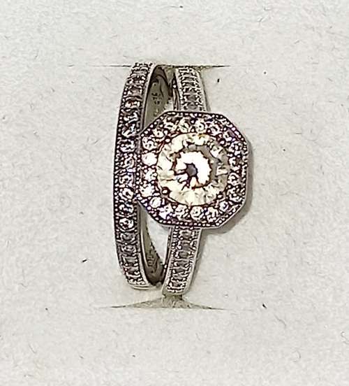 Chete Sterling Silver 925 Halo Wedding Set with Cubic Zirconia Stones