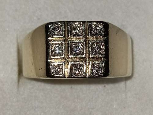 Vintage 9ct Yellow Gold Diamond Ring