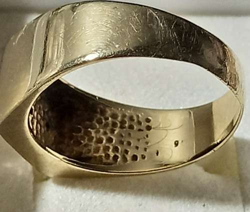 Vintage 9ct Yellow Gold Diamond Ring