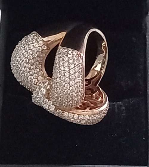 Sterling Silver Rose Gold Plated Spectacular Chunky Ring Studded with Cubic Zirconias 15.7grams