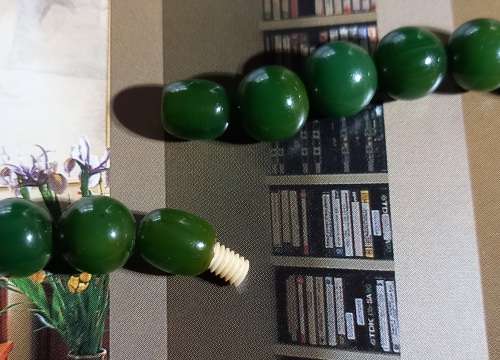 Vintage Marbled Green Bakelite Necklace