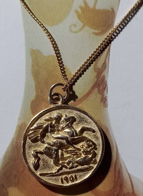 Gold Plated Sterling Silver 925 Fine Chain and Coin Pendant