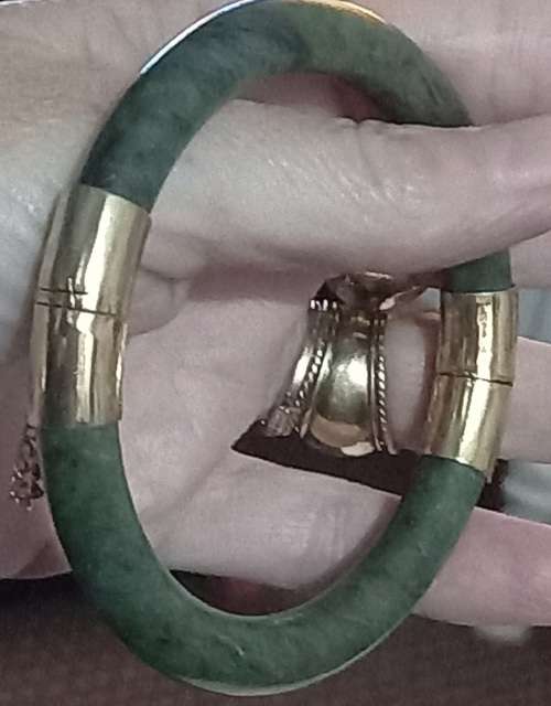 Vintage Spinach Green Jadeite Jade Hinged Gold Plated Bangle