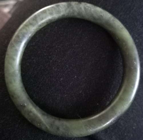 Vintage Spinach Green Jadeite Jade Bangle