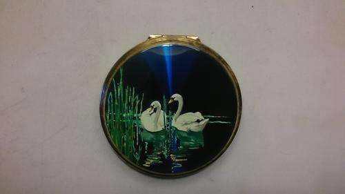 Vintage Stratton Powder Compact