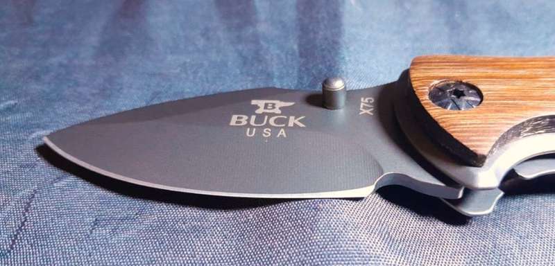 BUCK X75 Pocket Knife