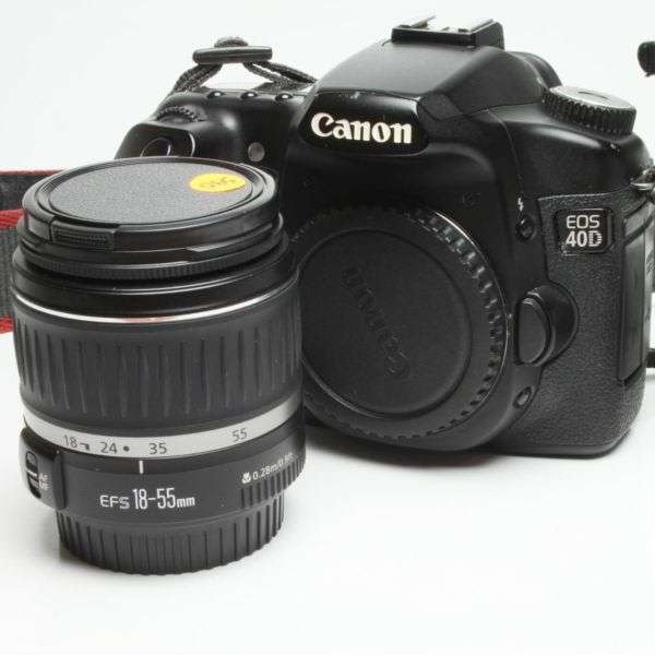 Canon EOS 40D SLR Digital Camera WITH 18-55MM LENS EXCELLENT CONDITION