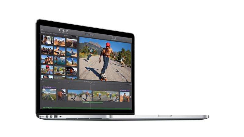 MACBOOK PRO 15 RETINA , QUAD CORE I7 ,2.20GHz,16GB RAM ,256GB SSD , VERY GOOD CONDITION