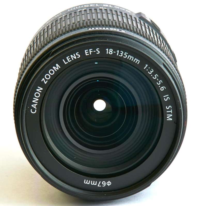 CANON EFS 18-135MM F/3.5-5.6 ( IMAGE STABILIZER ) IS STM LENS FOR CANON  IN EXCELLENT CONDITION
