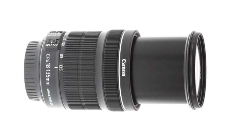 CANON EFS 18-135MM F/3.5-5.6 ( IMAGE STABILIZER ) IS STM LENS FOR CANON  IN EXCELLENT CONDITION