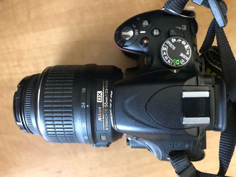Nikon D5100 DSLR with 18-55mm f/3.5-5.6G DX VR Lens, LOWEPRO BAG , EXCELLENT CONDITION