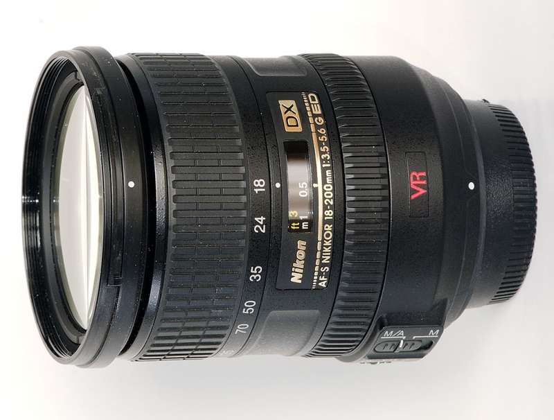 Nikon Nikkor AF-S DX 18-200 mm f/3.5-5.6G IF-ED VR VERY GOOD CONDITION