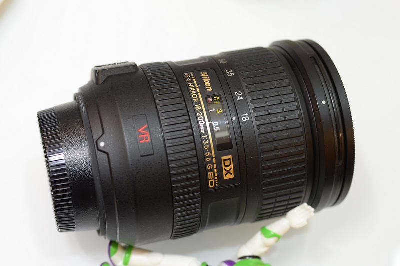 Nikon Nikkor AF-S DX 18-200 mm f/3.5-5.6G IF-ED VR VERY GOOD CONDITION