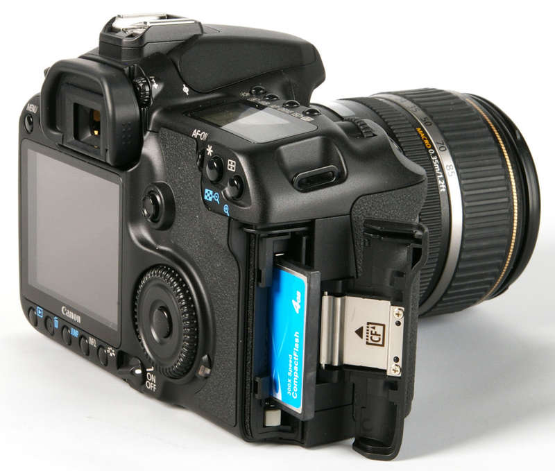 Canon EOS 40D 10.1MP DSLR with EF 18-55mm Canon Zoom Lens , 4GB MEMORY CARD IN EXCELLENT CONDITION