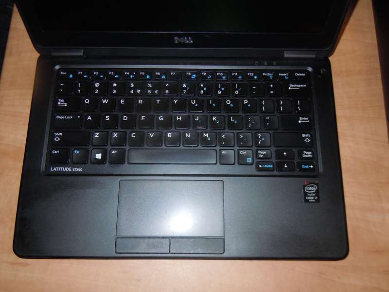 DELL LATITUDE E7250 , CORE I7-5600U @2.60GHz ,8GB RAM ,256GB SSD ,INTEL HD GRAPHICS 5500, 3G WWAN