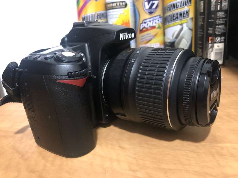 Nikon D90 DSLR Camera WITH NIKON 18-55MM VR LENS IN EXCELLENT CONDITION