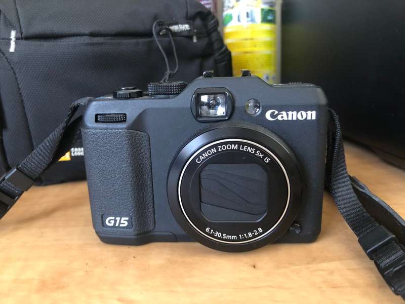 CANON PowerShot G15 12MP , DIGIC 4 IMAGE PROCESSOR , 5X OPTICAL ZOOM in EXCELLENT CONDITION