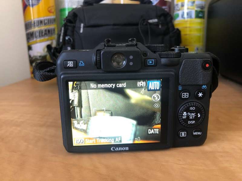 CANON PowerShot G15 12MP , DIGIC 4 IMAGE PROCESSOR , 5X OPTICAL ZOOM in EXCELLENT CONDITION