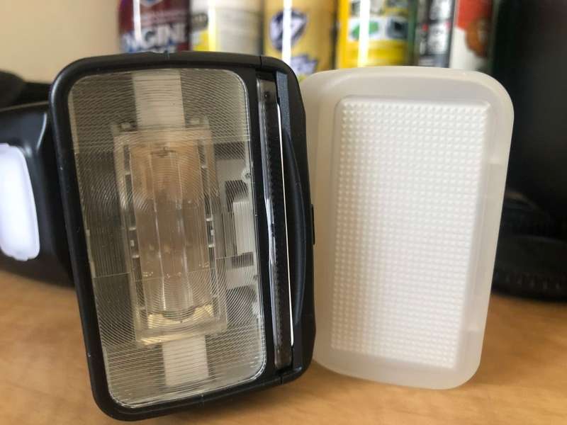 Pixel Mago GN65 Wireless TTL HSS LED Flash Speedlite for Canon, Flash Softbox Diffuser NEW CONDITION