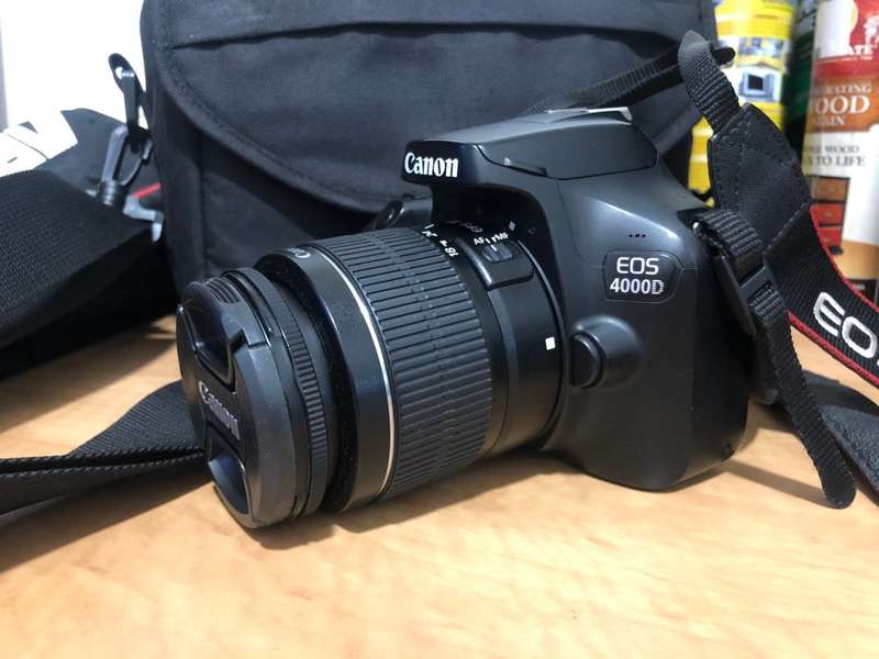 Canon EOS 4000D DSLR with EF-S 18-55mm III IN EXCELLENT CONDITION WITH CANON BAG