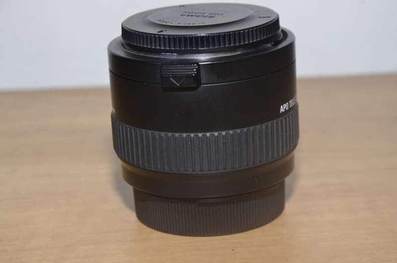 Sigma APO Teleconverter 2x EX DG for Nikon Mount Lenses