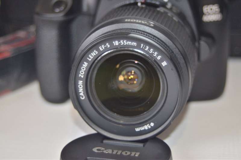 Canon EOS 4000D 18MP DSLR , FHD MOVIES, WIFI with EF-S 18-55mm  CARRY BAG. BRAND NEW CONDITION