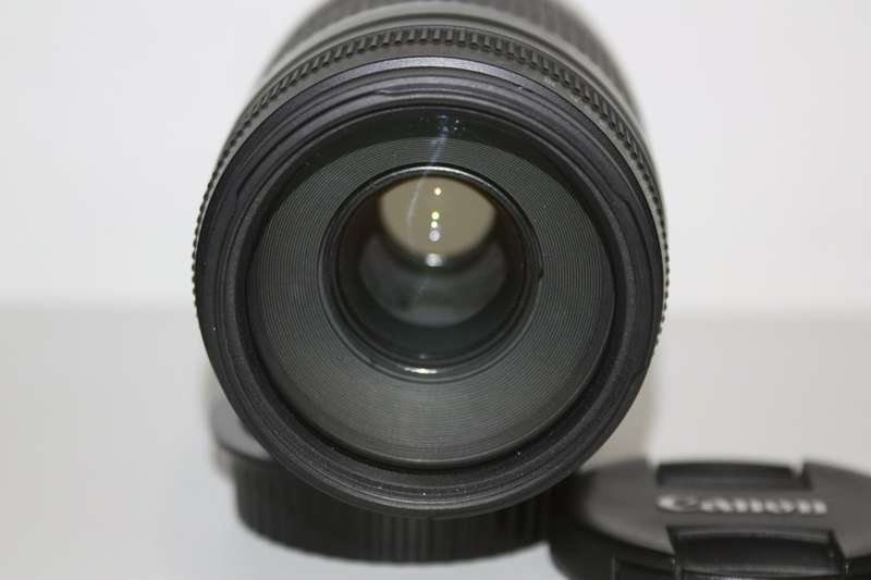Canon EF 75-300mm f/4-5.6 III Telephoto Zoom Lens for Canon SLR Cameras