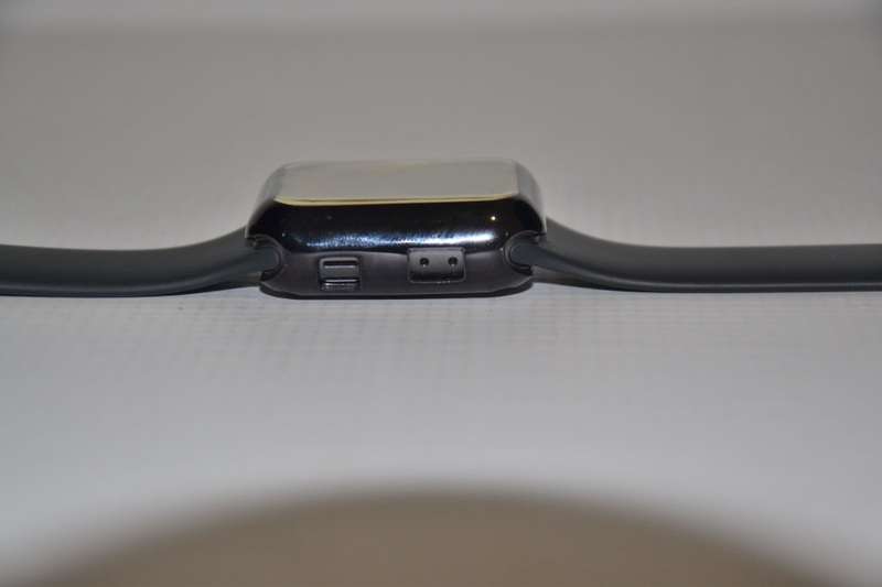 Apple Watch Series 3 GPS 38mm Space Grey Aluminium Case WITH PROTECTIVE CASE , NEW CONDITION