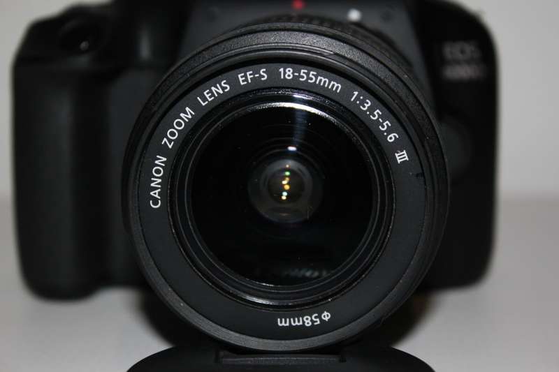 Canon EOS 4000D 18MP . FULL HD MOVIES,18-55mm LENS WITH 16GB SD CARD EXCELLENT CONDITION