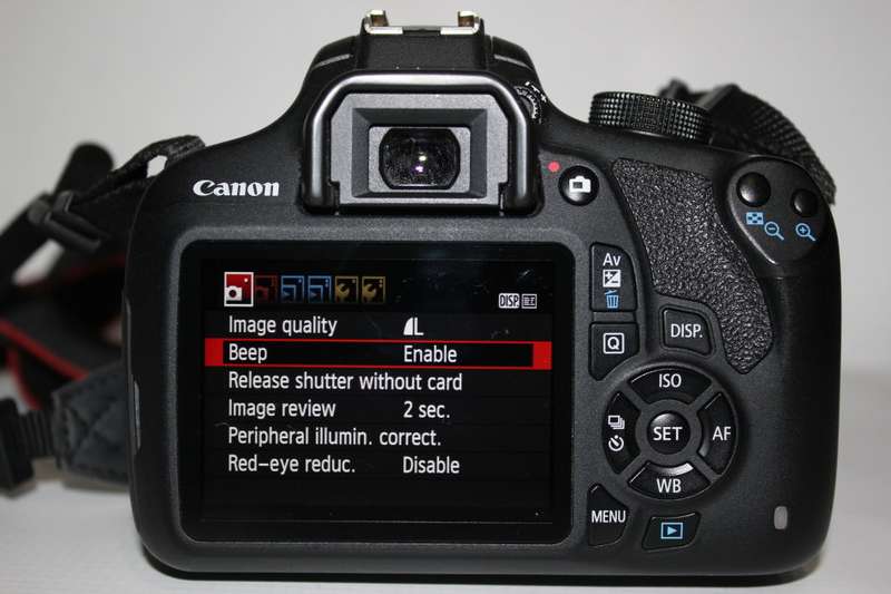 Canon EOS 1200D 18MP DSLR Camera , FULL HD MOVIES,18-55mm Lens,CANON  BAG, VERY GOOD CONDITION