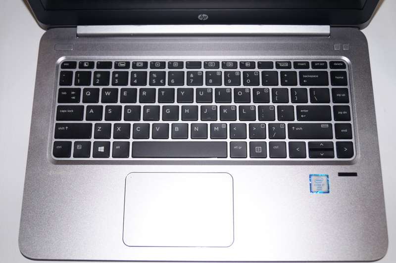 HP EliteBook Folio 1040 G3, Core i7-6600U @2.60GHz,8GB RAM ,128GB SSD, 14" FULL HD