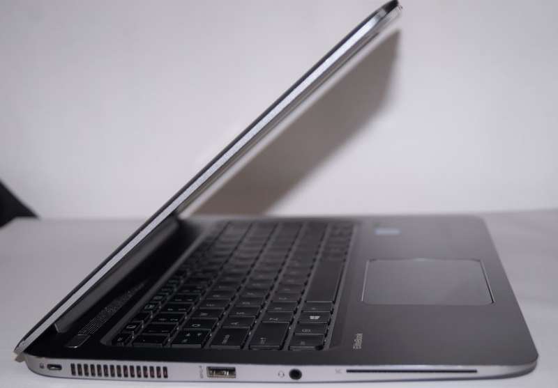 HP EliteBook Folio 1040 G3, Core i7-6600U @2.60GHz,8GB RAM ,128GB SSD, 14" FULL HD